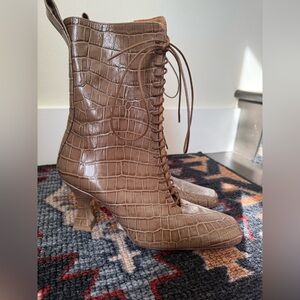 Miista Yana boots in a brown crocodile-effect leather. Brand NEW Size 39